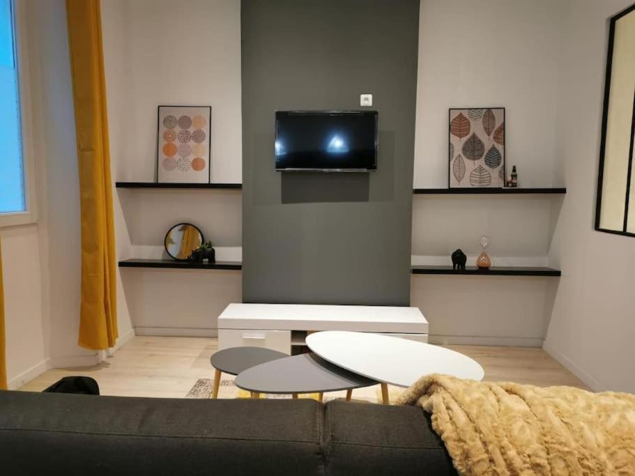 Joliette European Hospital Apartment *